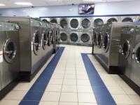 Tropix Laundromat - Essex image 4