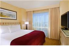 DoubleTree Suites by Hilton Hotel Santa Monica image 2
