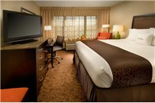 DoubleTree by Hilton Hotel Sterling - Dulles Airport image 3