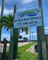 Salty’s Water Sports & Boat Rental image 4