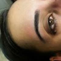 Rozina's Eyebrow Threading image 3