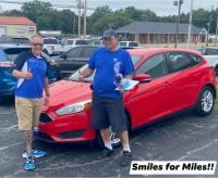 Maples Ford Dealership Warsaw image 2