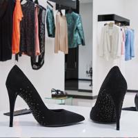 Ynot Couture Boutique image 3
