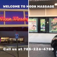 Moon Massage image 3