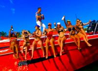 Lauderdale Red Party Yacht Charter image 5