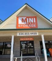 Mini Mall Storage image 2