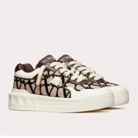 Valentino One Stud XL Low-Top Sneakers Unisex Nap image 1