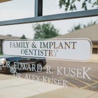 Kusek Family & Implant Dentistry image 2