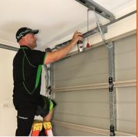 Parker Garage Door Repair Service image 1