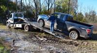 Davey's Auto Body, Sales & Towing image 5