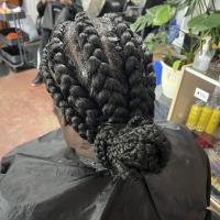 Fadima Braiding Hair Shop image 6