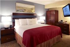 DoubleTree by Hilton Hotel Tampa Airport - Westshore image 2