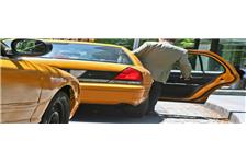 yellowcabs & taxis en espanol image 1