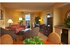 DoubleTree Suites by Hilton Hotel Santa Monica image 5