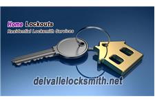 Del Valle Locksmith Company image 4