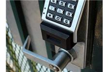 Mobile Locksmith Englewood image 2