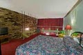 Americas Best Value Inn image 5