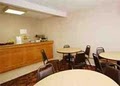 Econo Lodge image 7