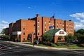 Hampton Inn & Suites image 10
