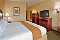 Holiday Inn Express Hotel & Suite image 3