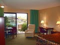 Americas Best Value Inn Water Tree Fresno, Hotel-Motel image 9