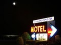 Beachcomber Motel logo