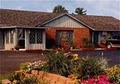Carlin Villa Motel logo
