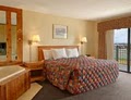 Days Inn Mackinaw City image 7