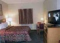 Econo Lodge  Inn & Suites image 3