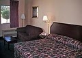 Econo Lodge image 3