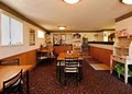Econo Lodge image 4