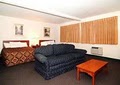 Econo Lodge image 4