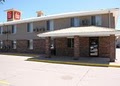 Econo Lodge image 4