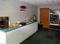 Econo Lodge image 4