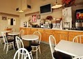 Econo Lodge image 6
