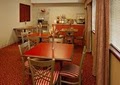 Econo Lodge image 6