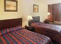 Econo Lodge image 9