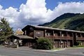Elk Country Inn image 3