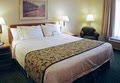 Fairfield Inn & Suites Hartford Airport image 3