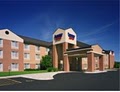 Fairfield Inn & Suites by Marriott-Madison West logo