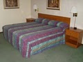 Family Budget Inn Bethany image 5
