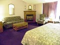 Fireside Inn & Suites image 1
