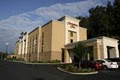 Hampton Inn Cambridge image 2