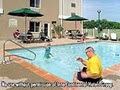 Holiday Inn Express Hote & Suites image 10