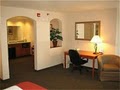 Holiday Inn Express Hotel & Suites Aberdeen image 4