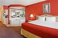 Holiday Inn Express Hotel & Suites London image 2