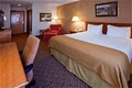 Holiday Inn Express Hotel & Suites Worthington image 4