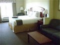 Holiday Inn Express Hotel & Suites image 4