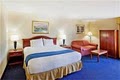 Holiday Inn Express Hotel & Suites in Atlanta Perimeter Mall image 2