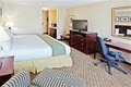 Holiday Inn Express & Suites Sumner image 6